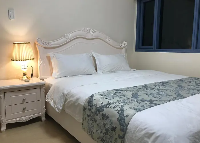 Sunset House Roxas Bay Apartment *